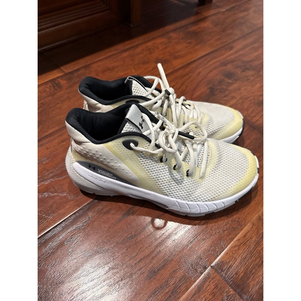 Under Armour Basketball Shoes Men 7 Black White Hovr Sneaker